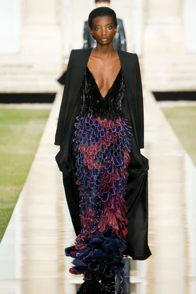 Look 4